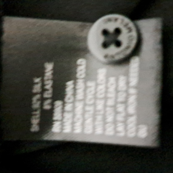 Antonio Melani Olivia Button Front Split V-Neck Sleeveless Top - Picture 6 of 6